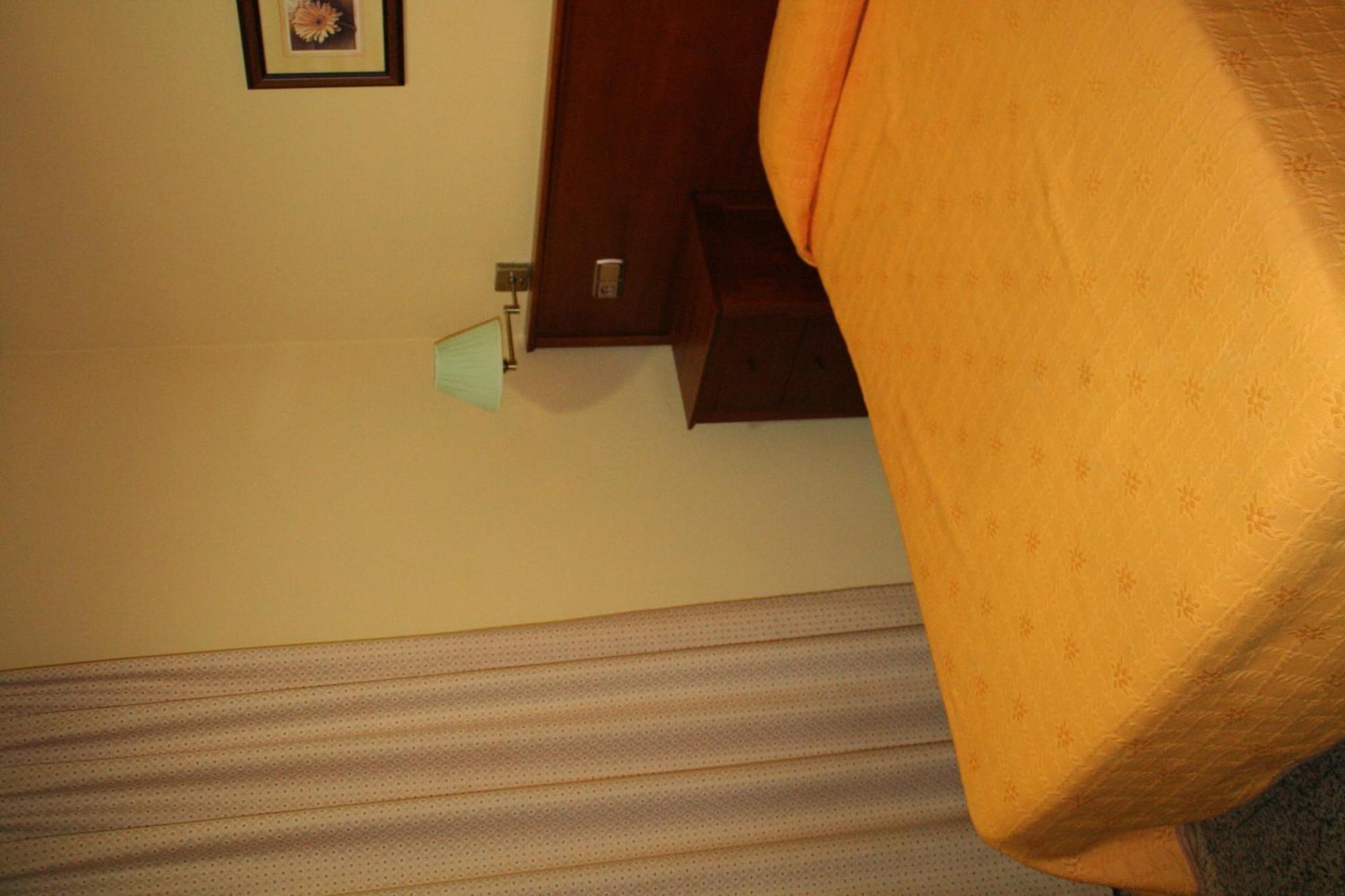 Hotel Marinetto Chauchina Екстер'єр фото